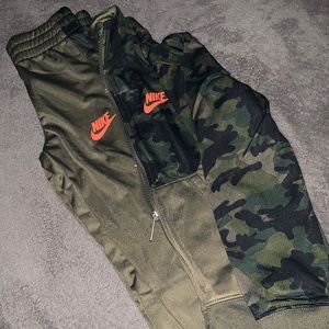 NWOT Nike Tracksuit